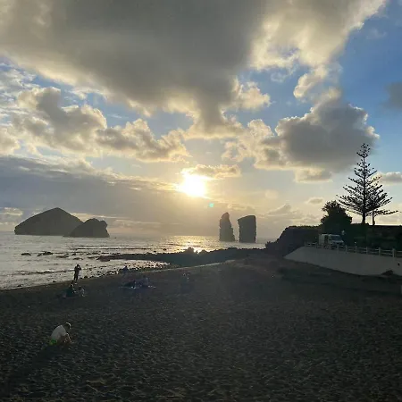 Casa Mama E Papa Mosteiros (Azores)
