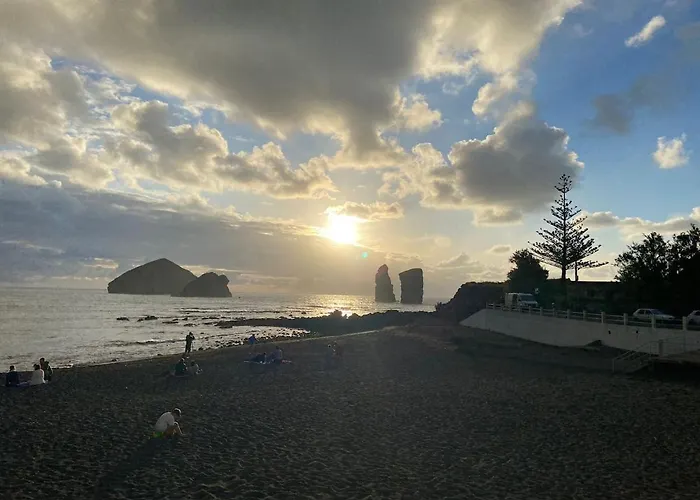 Casa Mama E Papa موستيروس